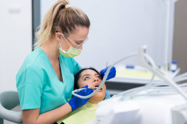 Best Emergency Dental Extractions in North Shore, CA